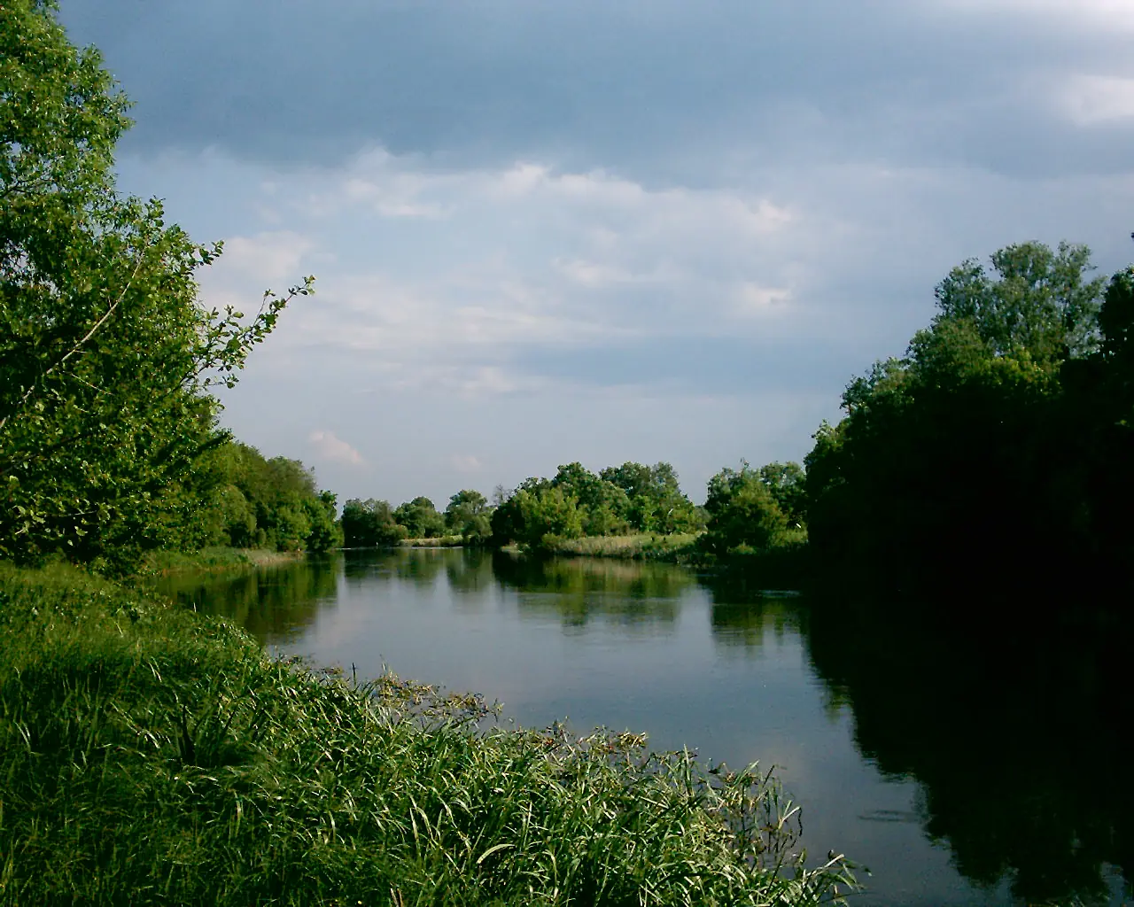 Ros river Sukholesi