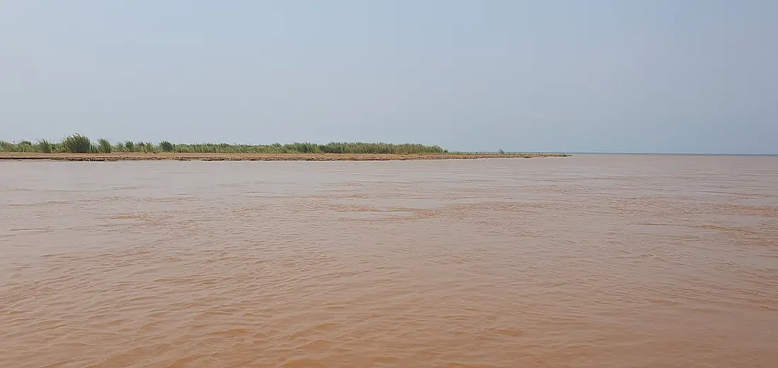 L'eau de la rivière Rusizi