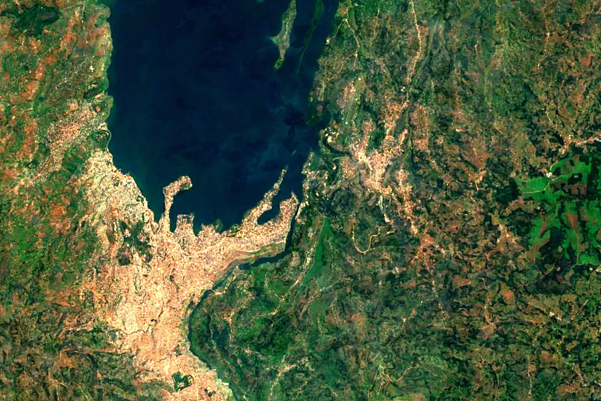 Ruzizi River: satellite view of the source