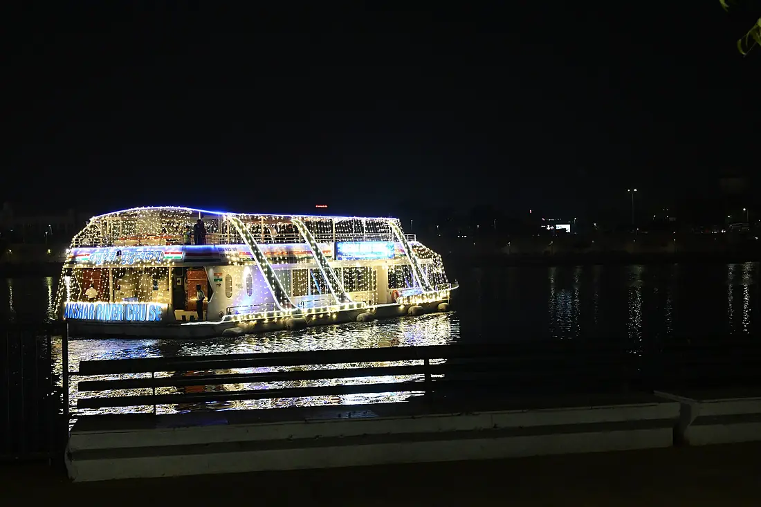 Cruise Sabarmati