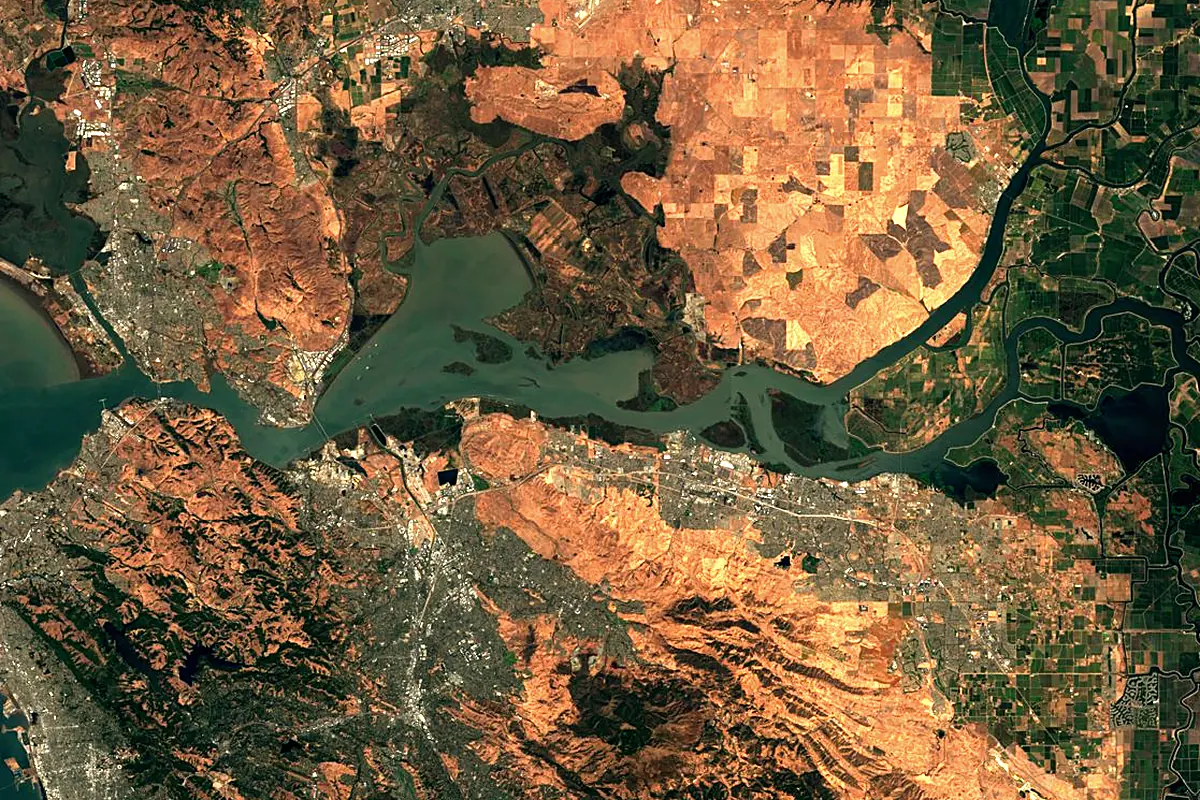 Sacramento River: satellite view of the mouth