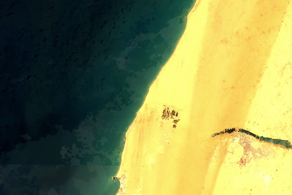 Saguia el-Hamra: satellite view of the mouth