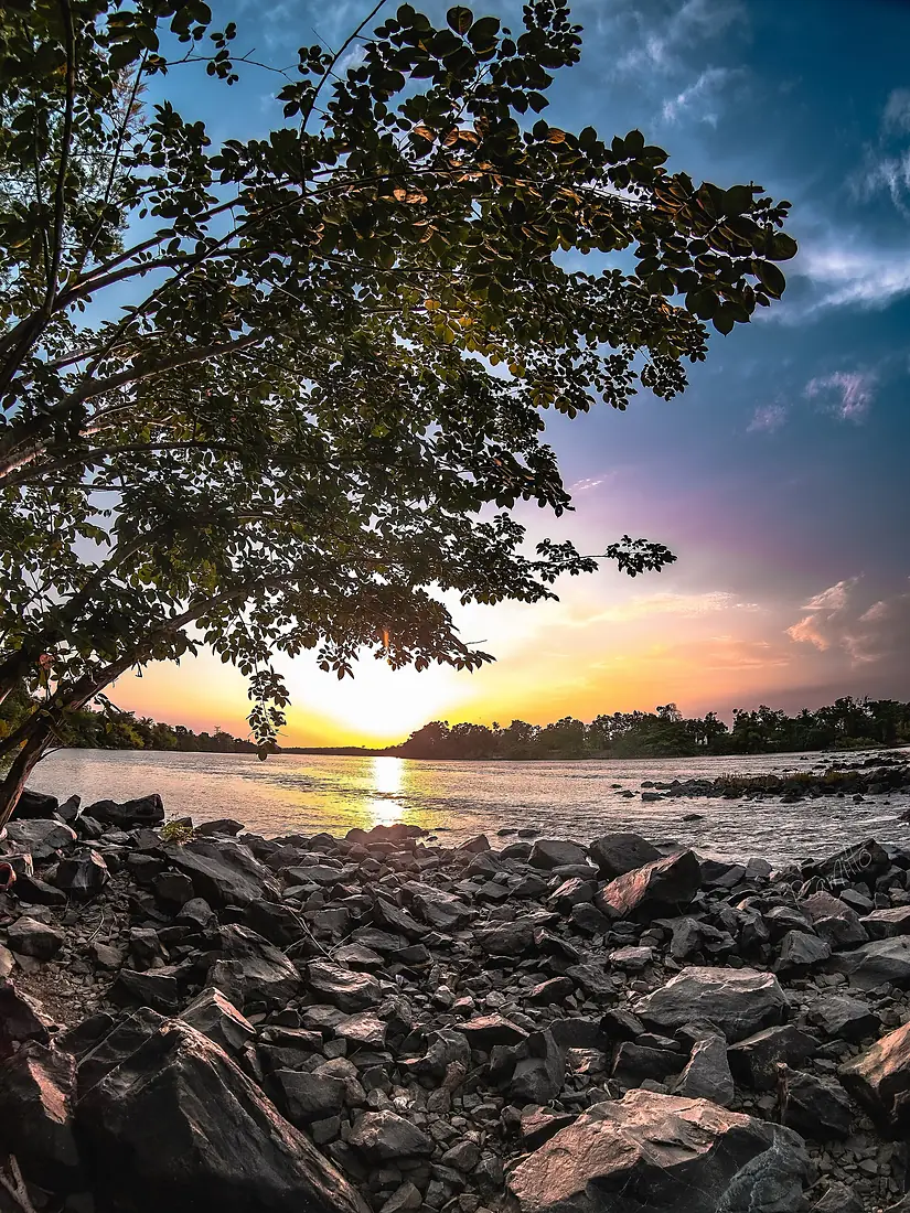Bank of St. Paul River, Caldwell township - Montserrado