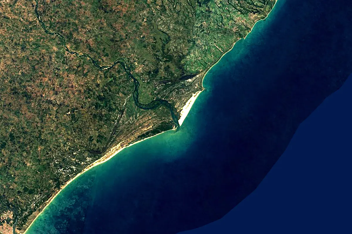 São Francisco River: satellite view of the mouth