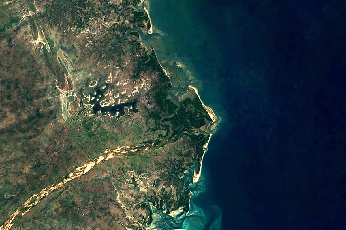 Save River: satellite view of the mouth