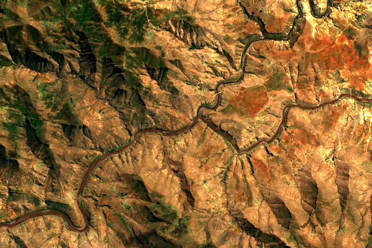 Senqunyane River: satellite view of the mouth