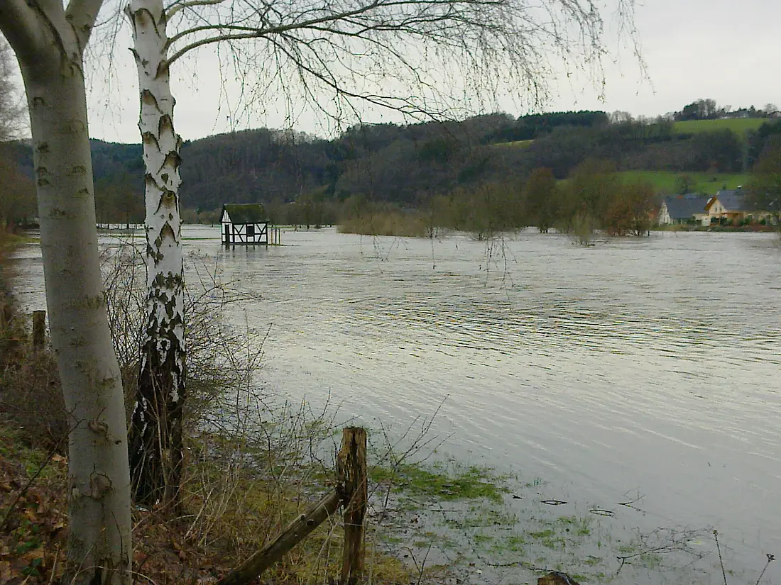 Heiligenhäuschen, Hl. Apollonia, bei Sieghochwasser