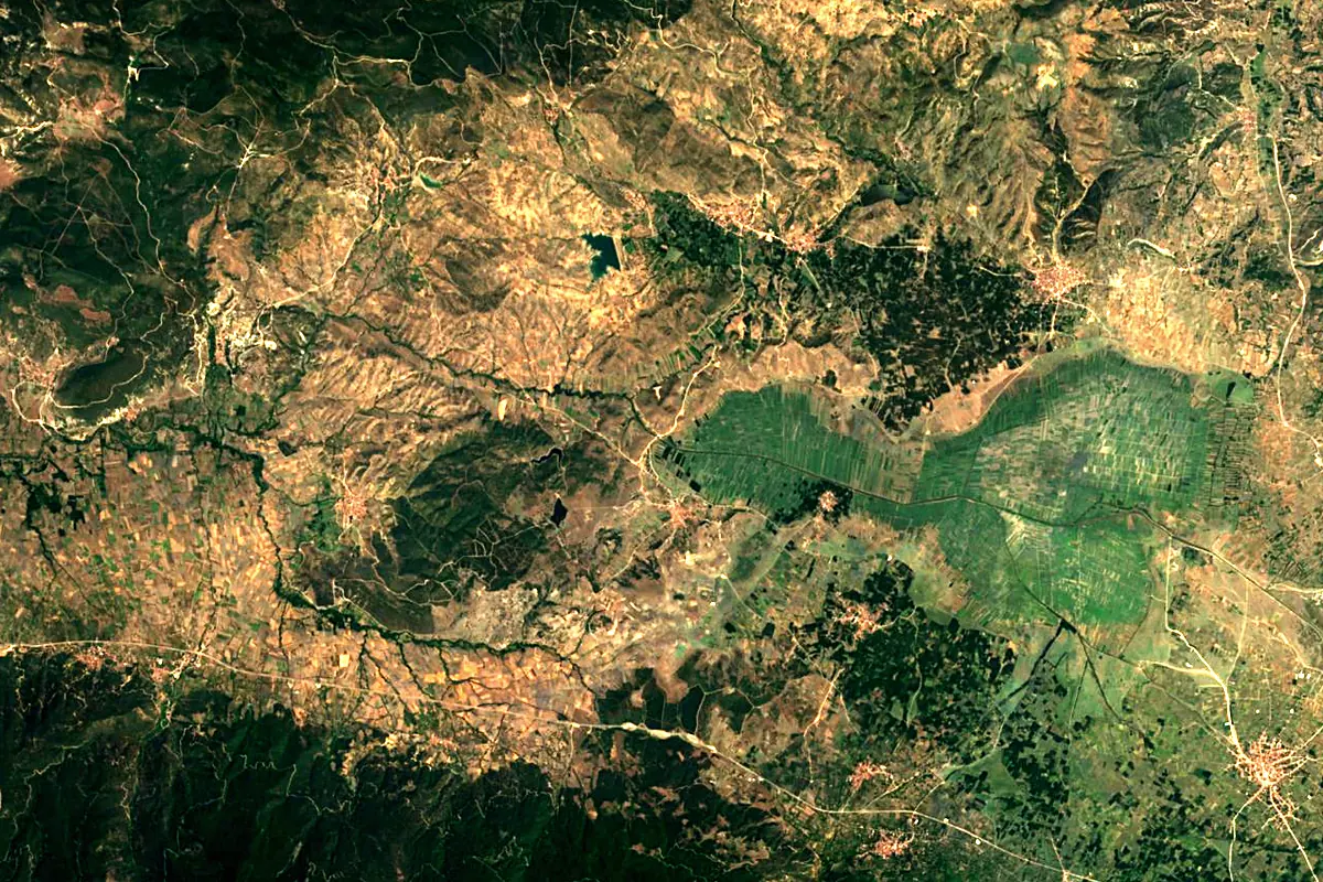 Simav Brook: satellite view of the source