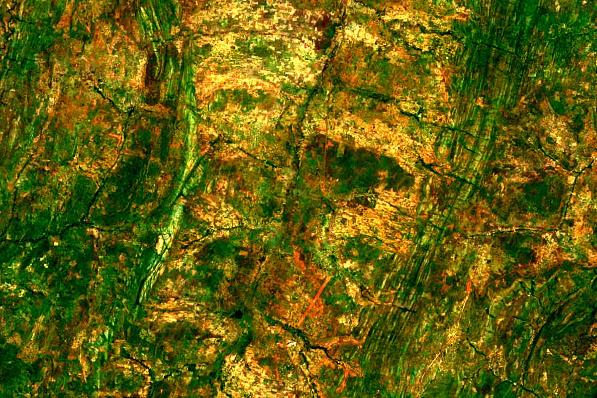 Singou: satellite view of the source