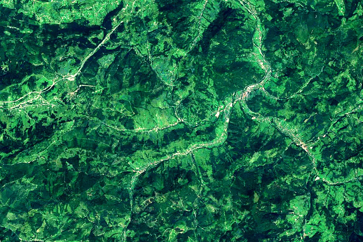 Soła: satellite view of the source