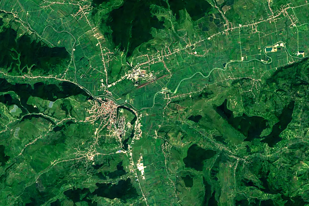 Someș: satellite view of the source