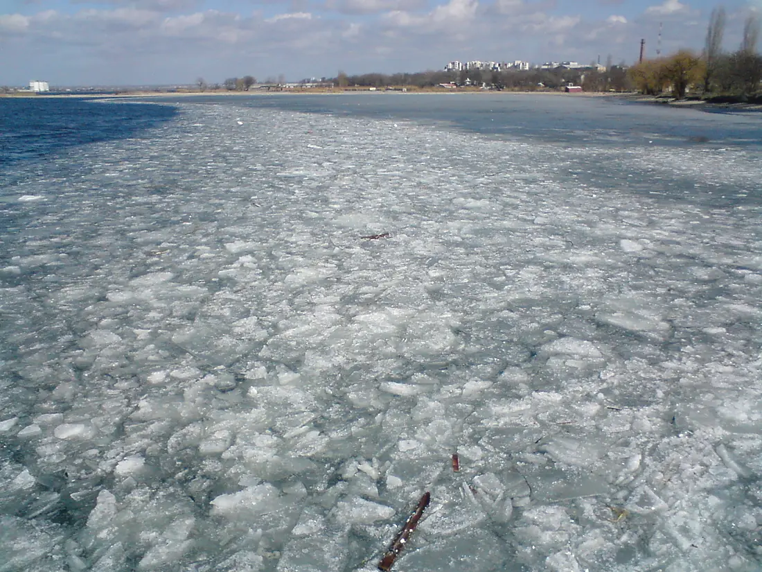 Southern Bug under ice
