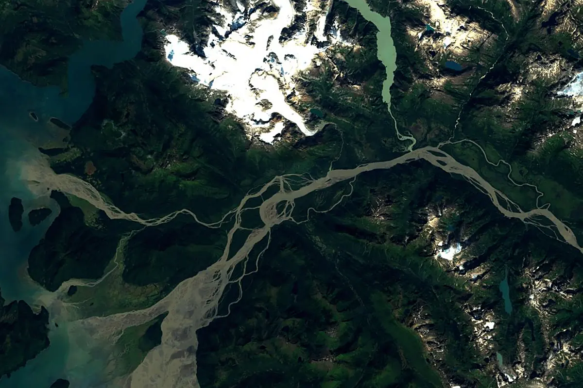 Stikine River: satellite view of the mouth