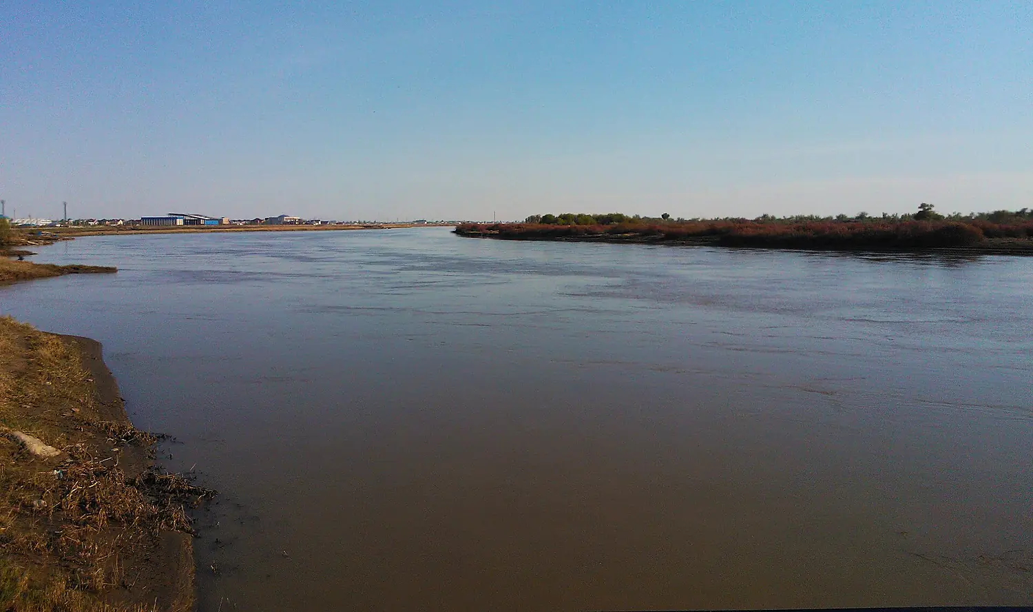 Syr Darya river