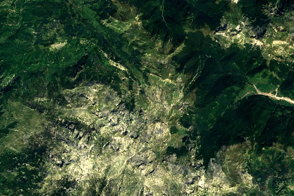 Tara: satellite view of the source