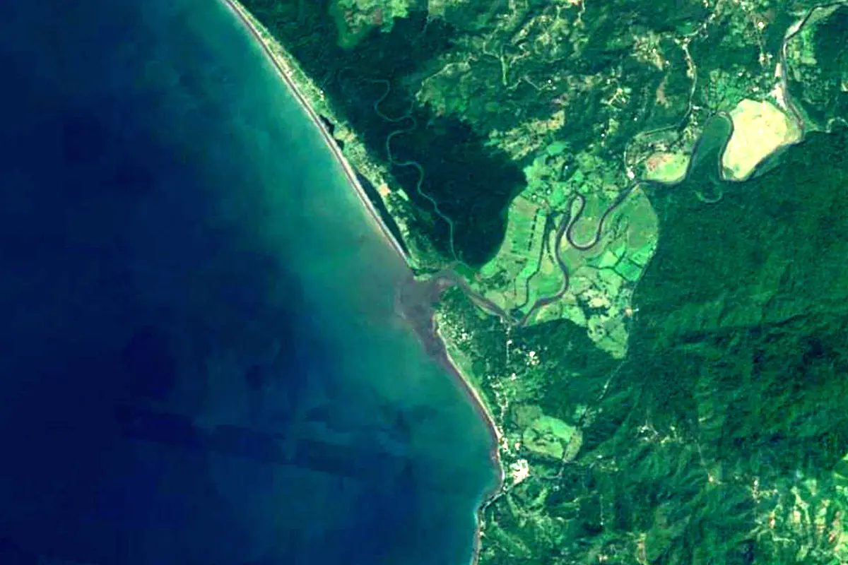 Tárcoles River: satellite view of the mouth