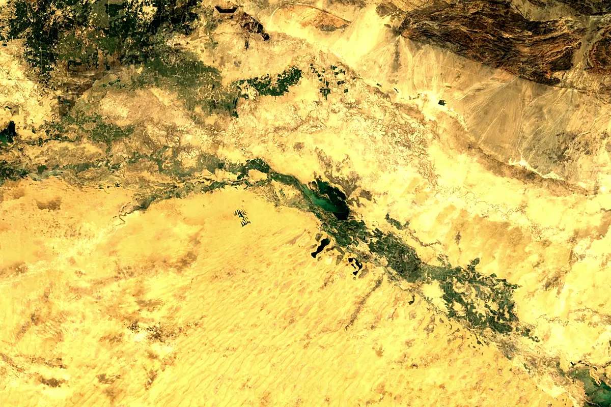 Tarim River: satellite view of the mouth