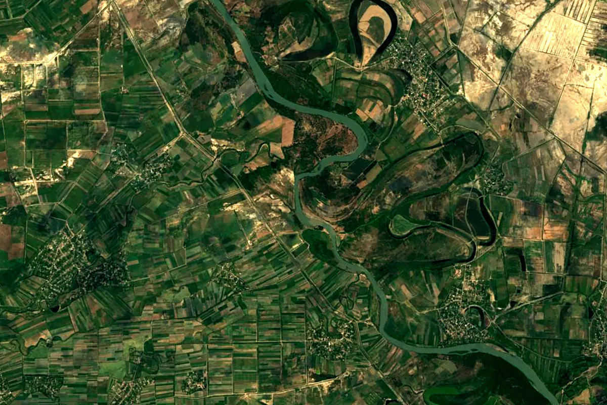 Tartar: satellite view of the mouth
