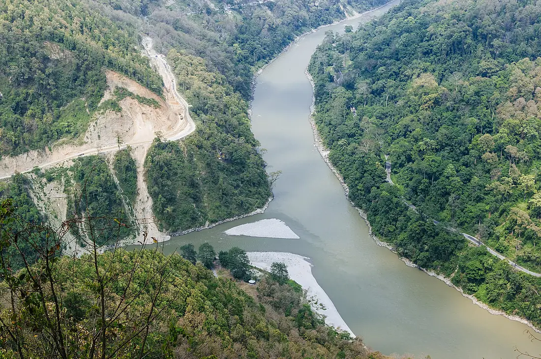 Overlooking the confluence of Teesta River and Rangeet River from Lover's Point, West Bengal