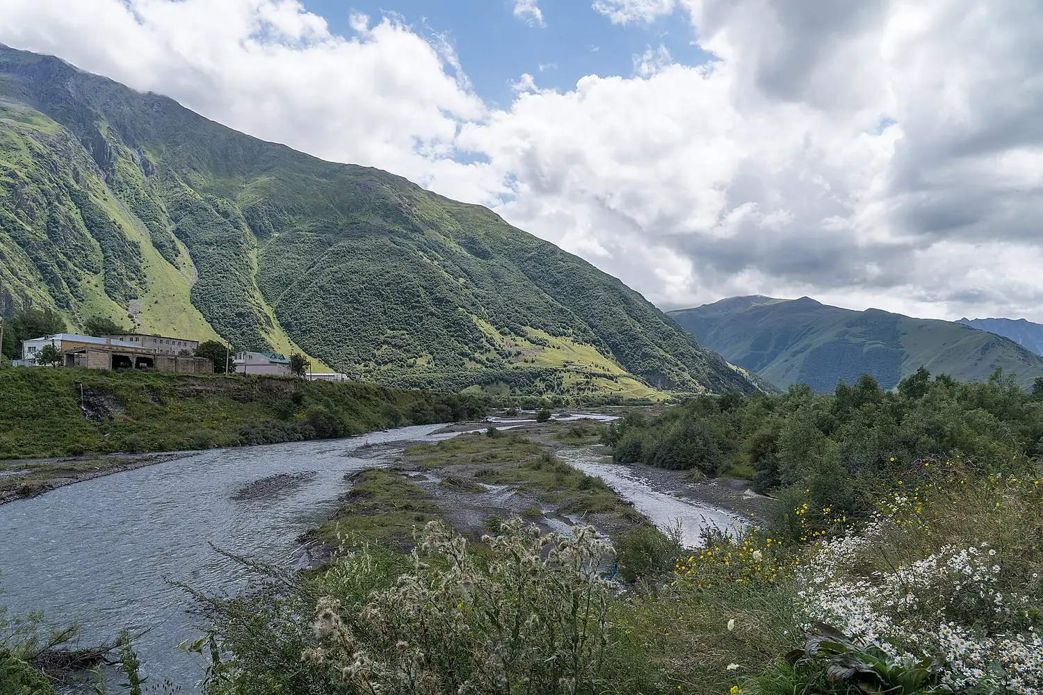 2024-08-02 Terek River in Stepantsminda