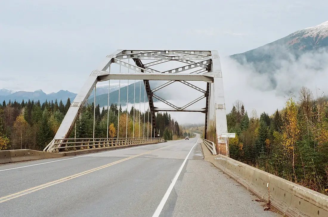 N Thompson River bridge