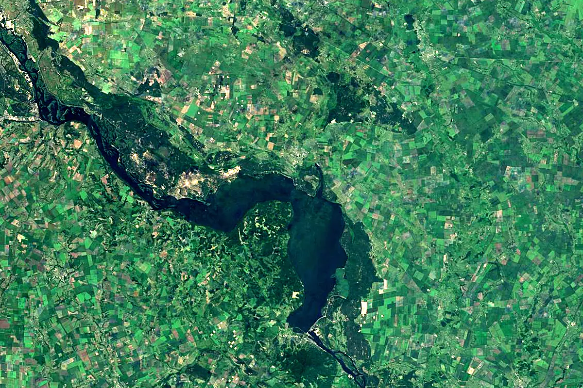 Trubizh River: satellite view of the mouth