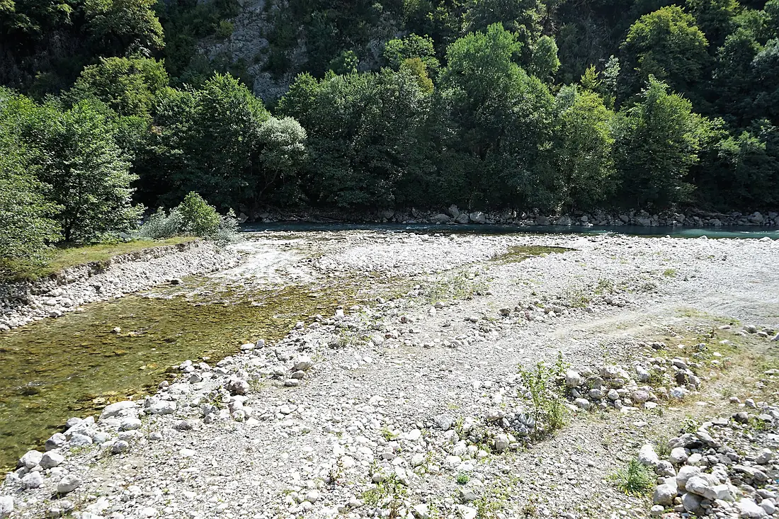 Confluence of Jonoula and Tskhenistskali