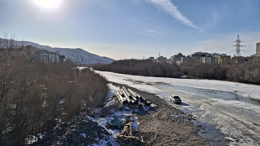 20250308 Spring in Mongolia Tuul river1