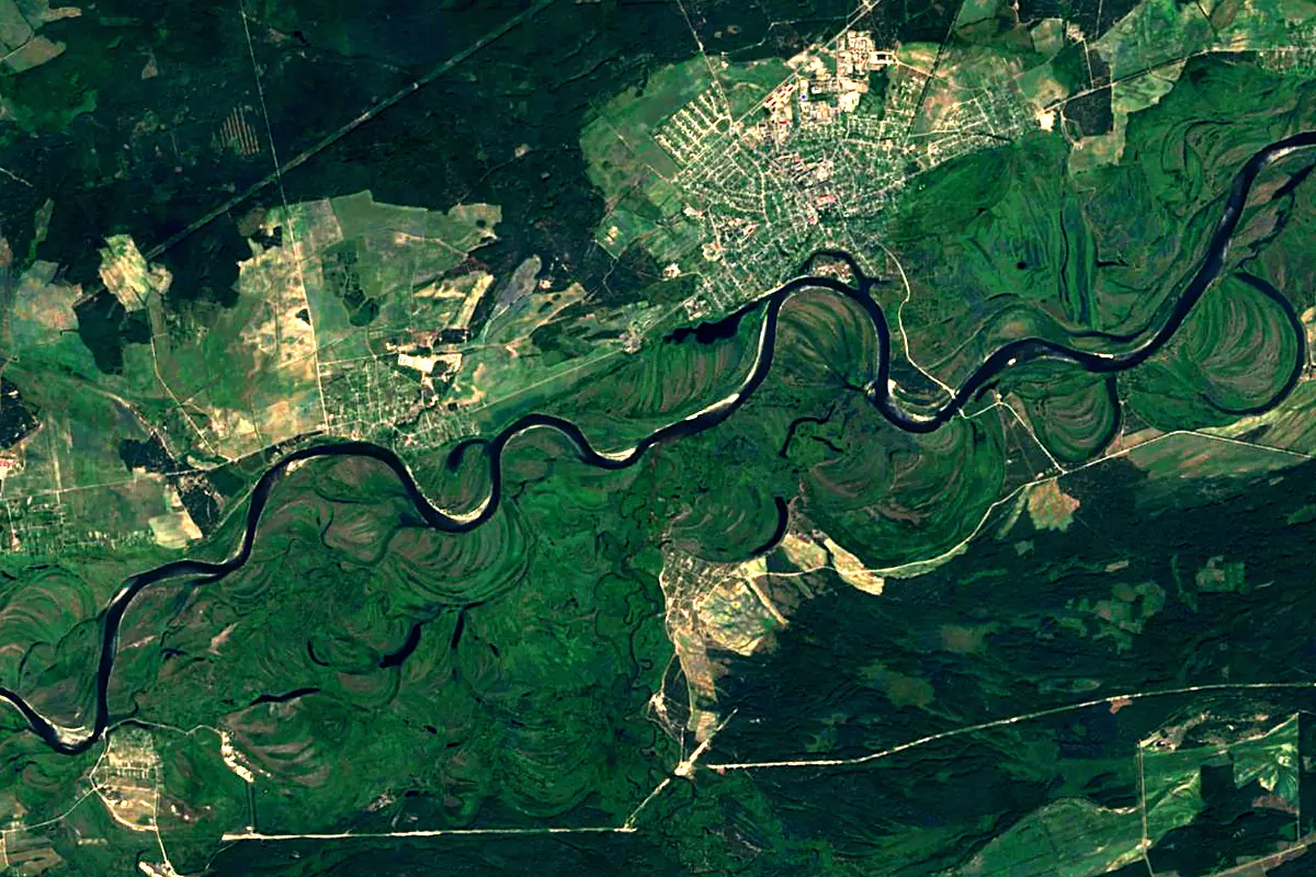 Ubort: satellite view of the mouth