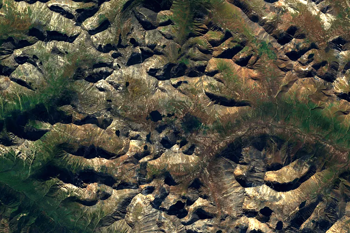 Uda: satellite view of the source