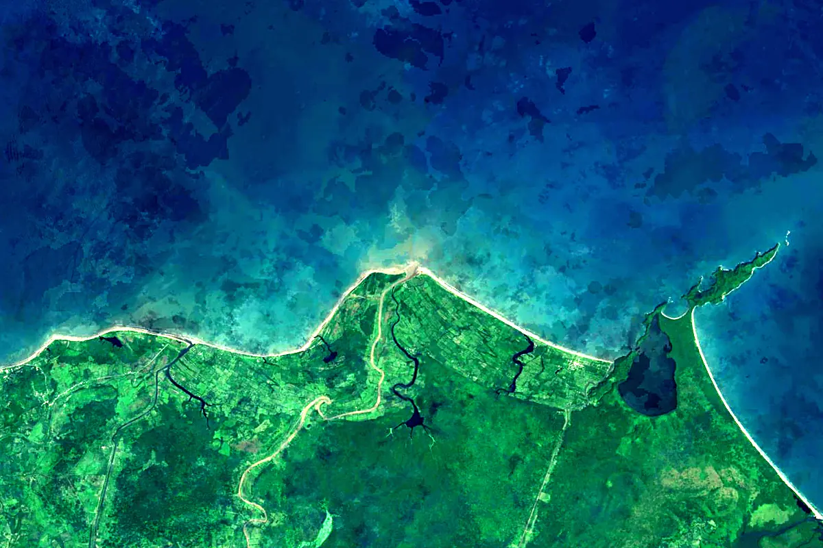 Ulúa River: satellite view of the mouth