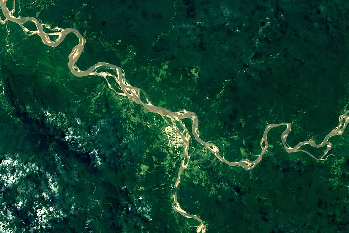 Urubamba River: satellite view of the mouth