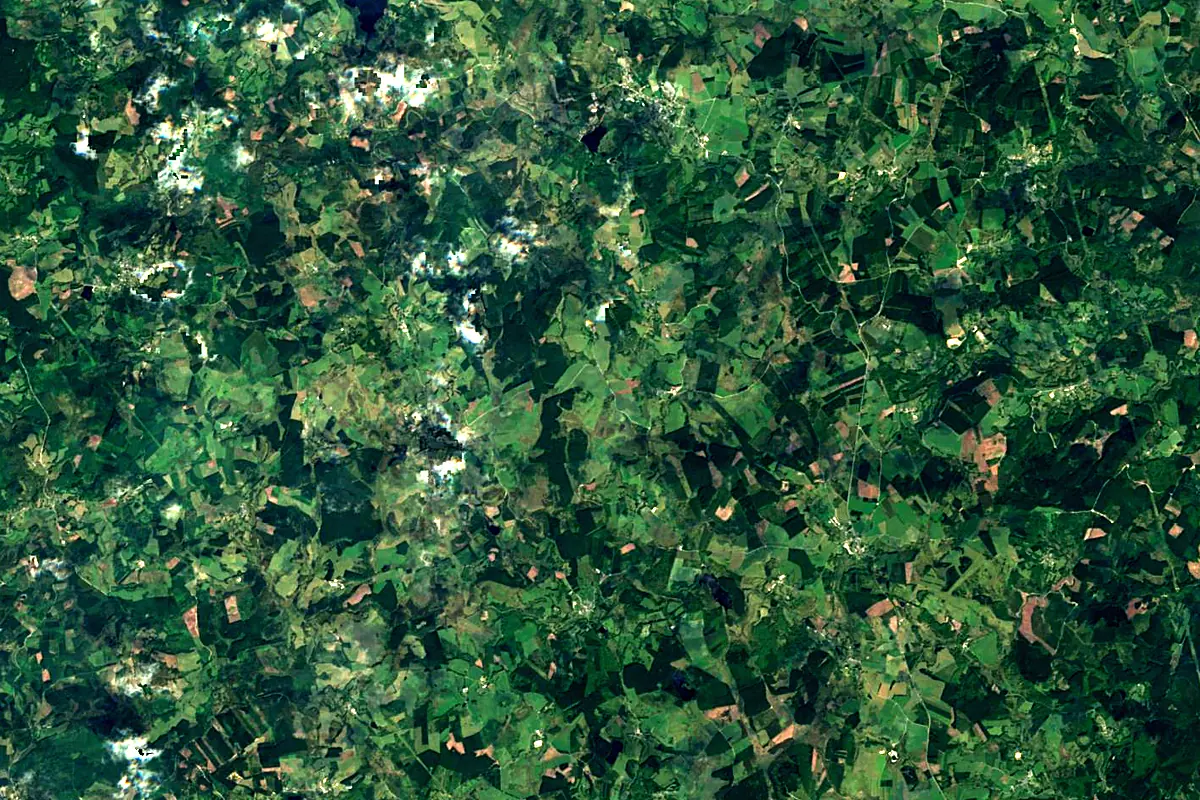 Vienne: satellite view of the source