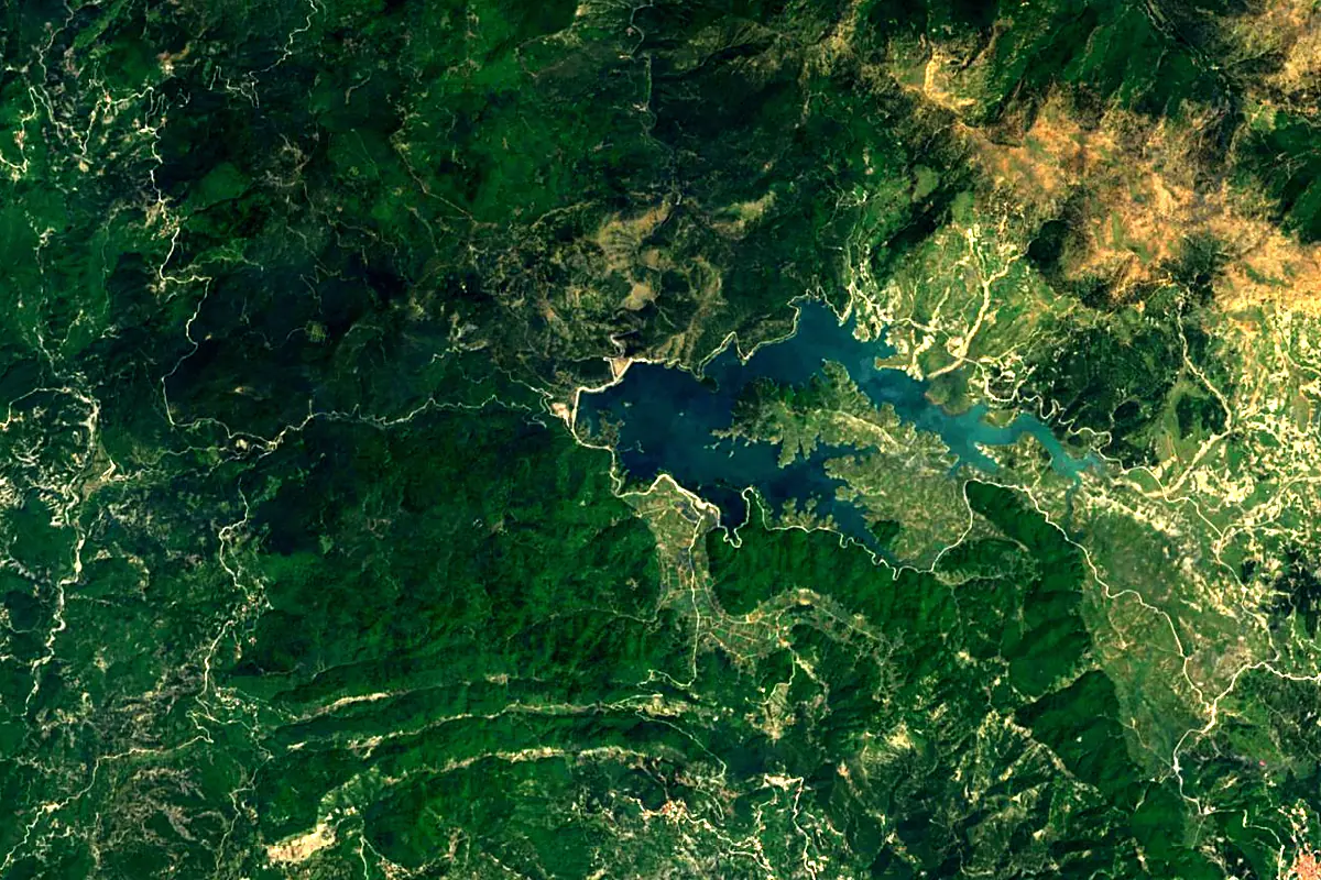 Vjosa: satellite view of the source
