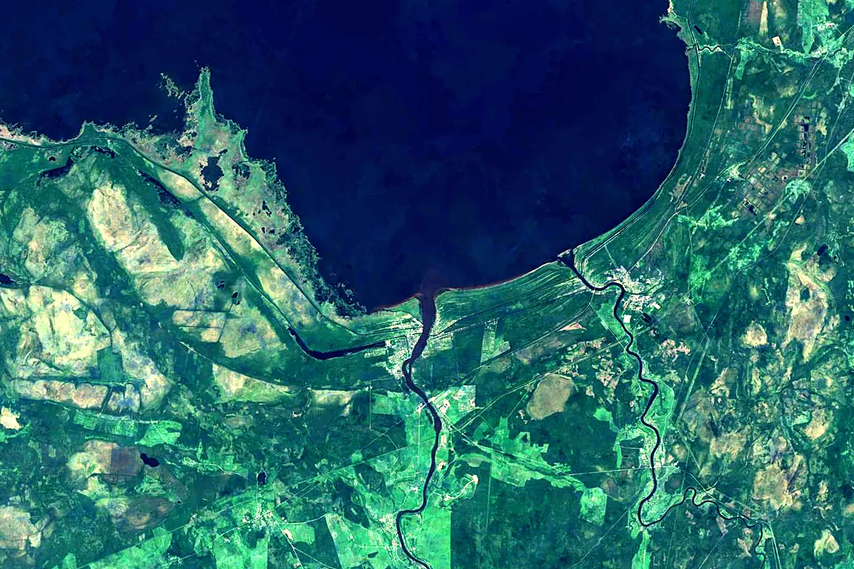 Volkhov: satellite view of the mouth