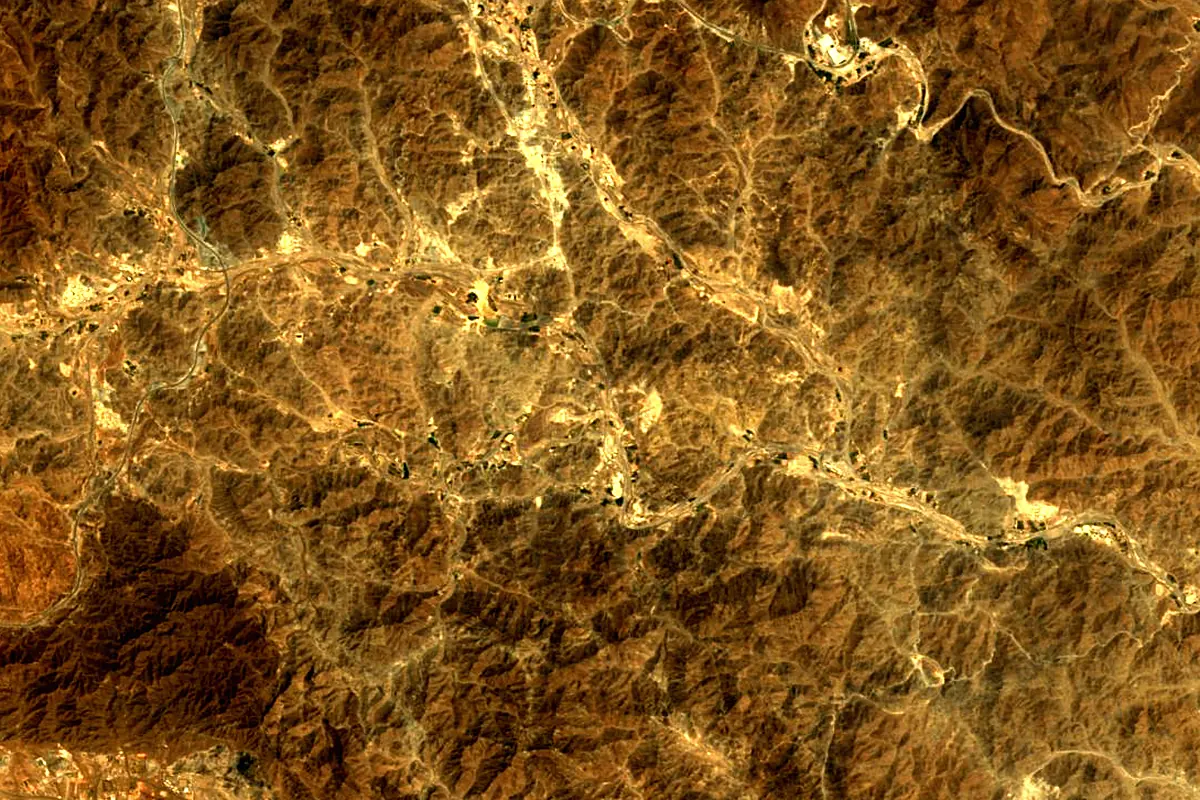 Wadi Al Qor: satellite view of the source