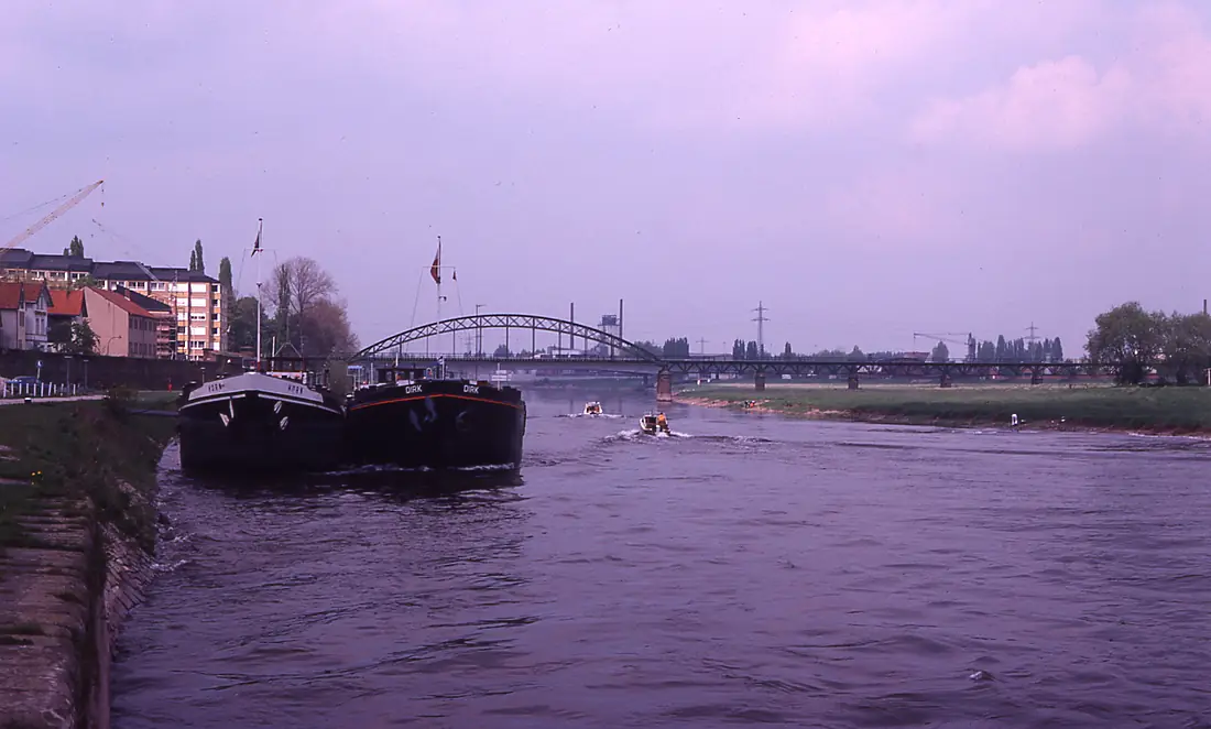 MI-16 River Weser (Minden) North (RLH)