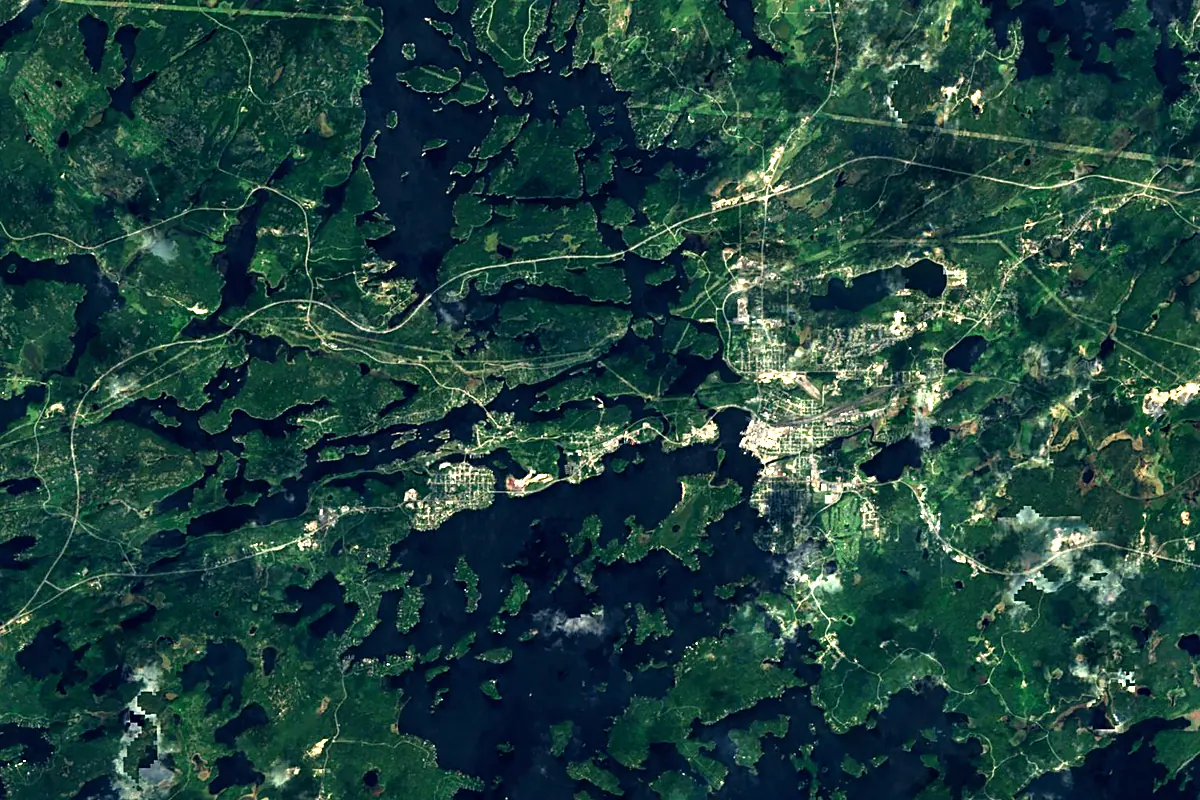 Winnipeg River: satellite view of the source