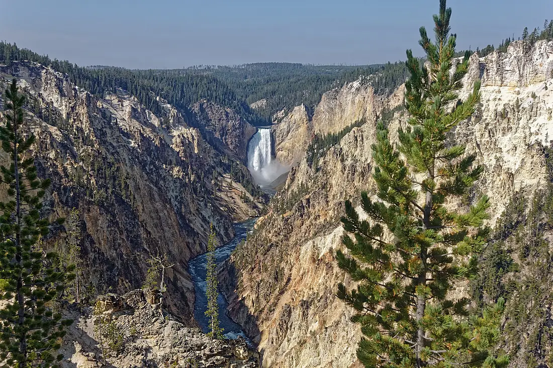 Artist Point view of Yellowstone Canyon 03