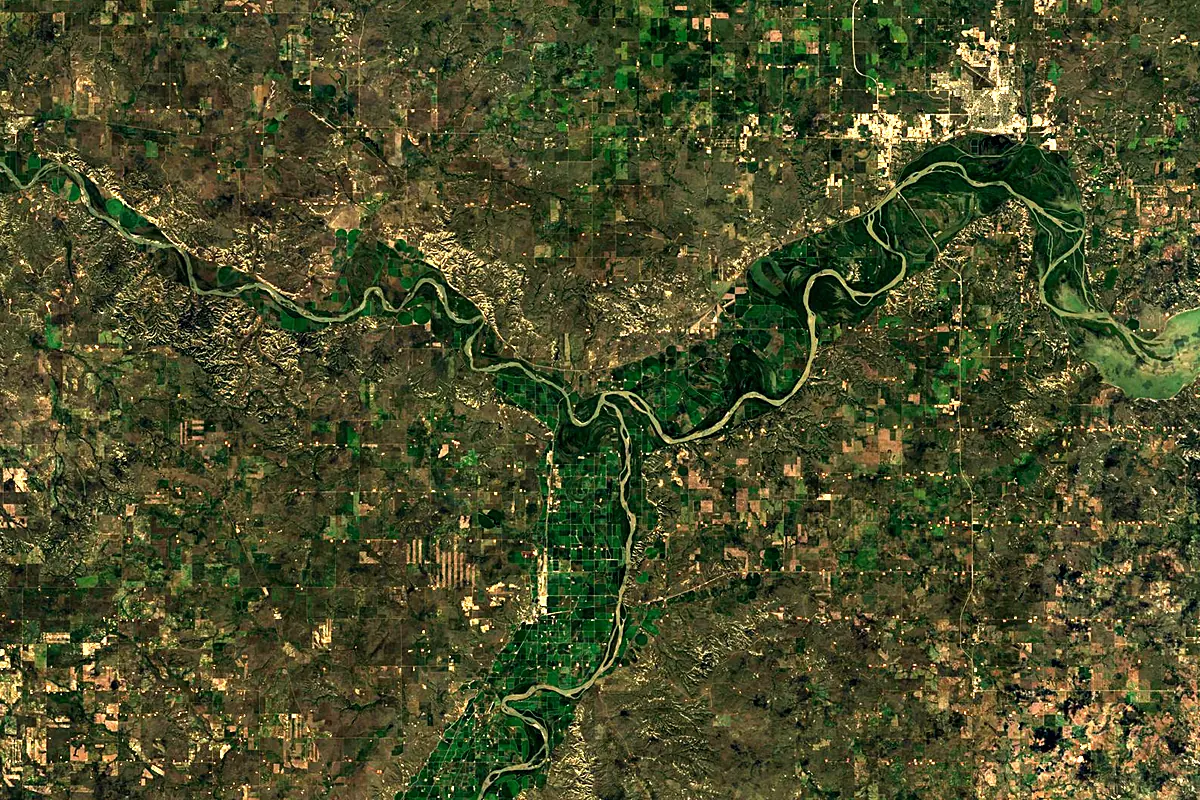 Yellowstone River: satellite view of the mouth