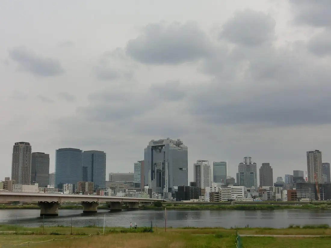 Umeda skyscrapers seen from Yodogawa river - panoramio